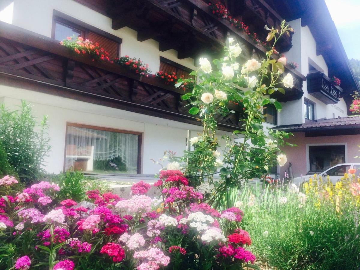 Haus Schnoeller Apartment Бах Екстериор снимка